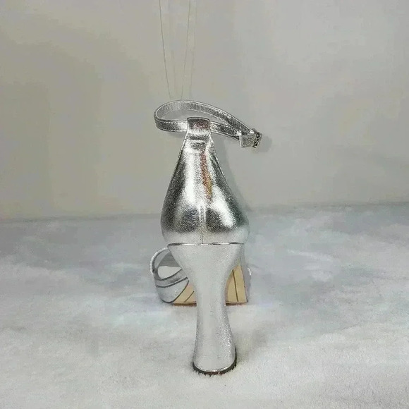 Franco Sarto Silver Heels - Picture 2 of 10